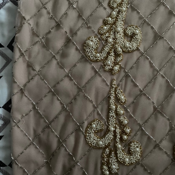 Dress - Picture 7 of 8